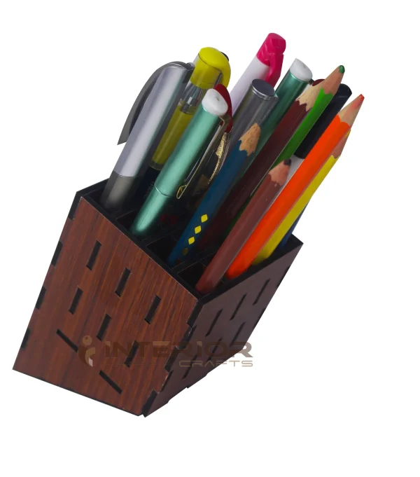 "Wooden Curve Style Pen/Pencell Holder"(Red)