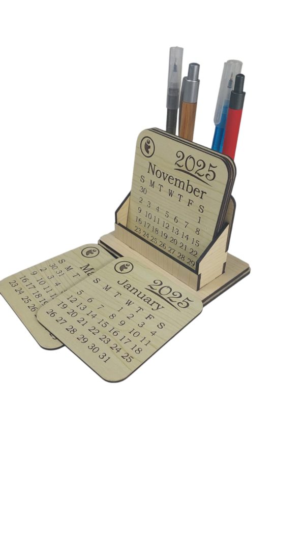 "Wooden Desk Calendar With A Pen Holder" (White) 2025